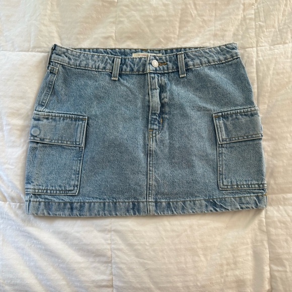 Levi's Dresses & Skirts - Levi's Blue Denim Mini Skirt with Cargo Pockets
